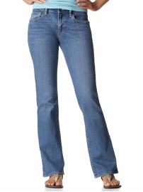Women's The Flirt Boot-Cut Curvy Jeans