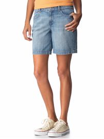 Women's Classic Rise Denim Shorts (7")