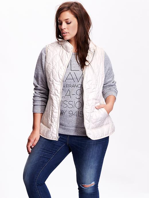 View large product image 1 of 1. Women's Plus Quilted Zip Vest