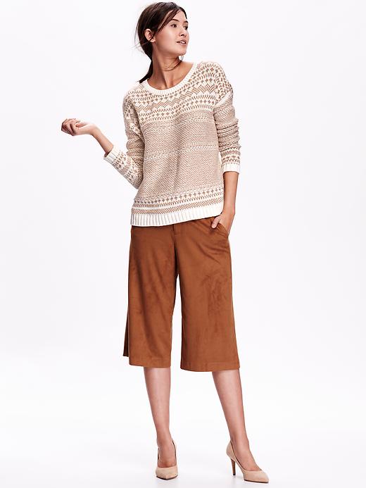 Image number 3 showing, Textured-Graphic Crew-Neck Sweater