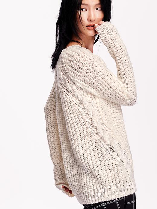 Image number 4 showing, Women's Wool-Blend Shaker-Stitch Sweater