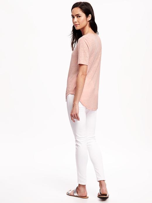 Image number 2 showing, Relaxed Hi-Lo V-Neck Linen Tee for Women