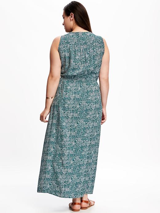 Image number 2 showing, Patterned Plus-Size Sleevless Dress