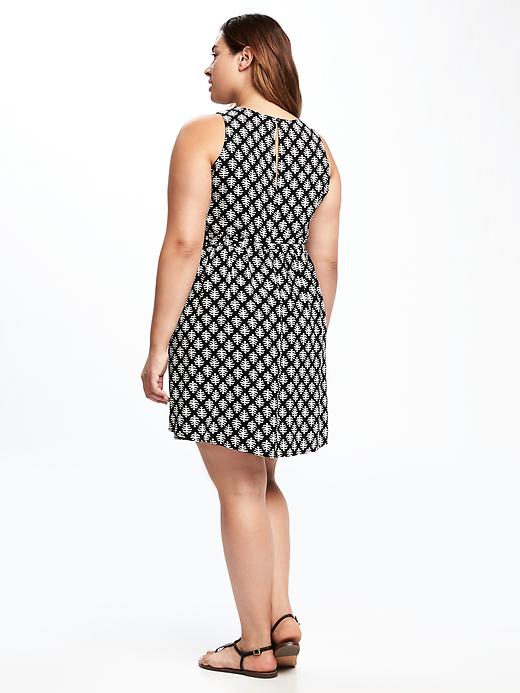 Image number 2 showing, Patterned Plus-Size Tie-Waist Dress