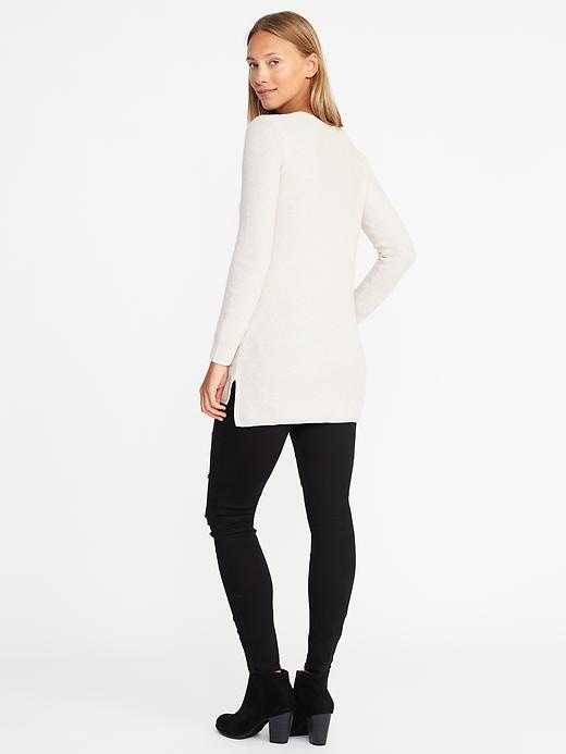 Image number 2 showing, Relaxed Textured V-Neck Sweater for Women
