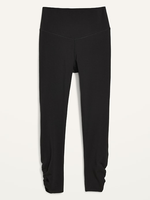 Image number 4 showing, Extra High-Waisted PowerChill Hidden-Pocket Ruched 7/8 Leggings
