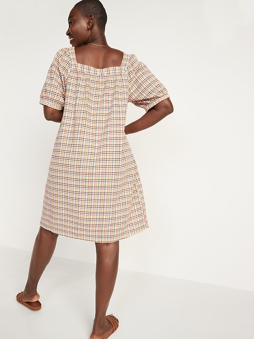 Image number 2 showing, Textured Dobby-Gingham Puff-Sleeve Swing Dress