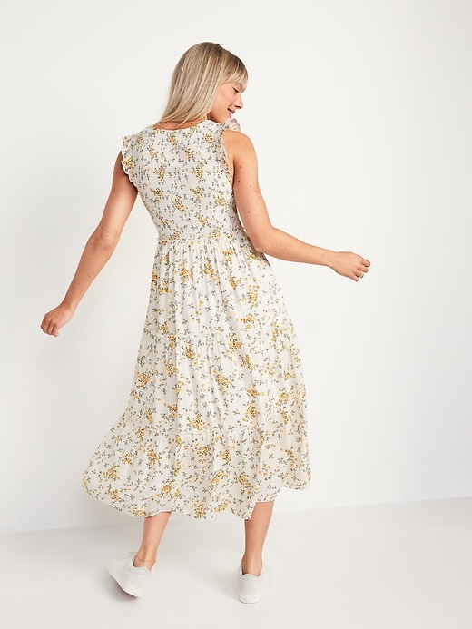 Image number 6 showing, Fit & Flare Smocked Floral Maxi Dress