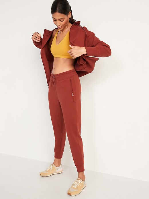 Image number 3 showing, High-Waisted Dynamic Fleece Jogger Sweatpants