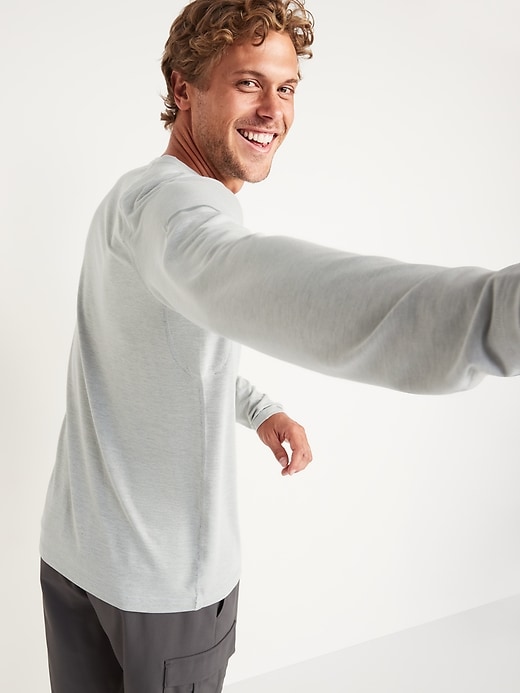 Image number 2 showing, Breathe ON Textured Long-Sleeve Henley T-Shirt