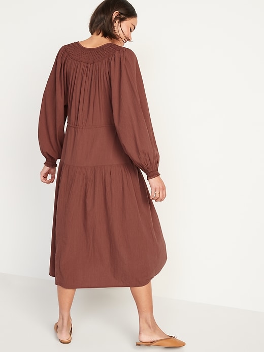 Image number 2 showing, Waist-Defined Crinkle-Textured Long-Sleeve Midi Dress