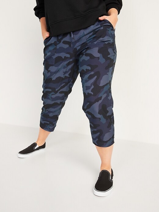 Image number 5 showing, High-Waisted StretchTech Utility Crop Pants