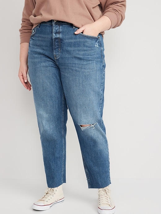Image number 7 showing, Curvy Extra High-Waisted Button-Fly Sky-Hi Straight Ripped Jeans