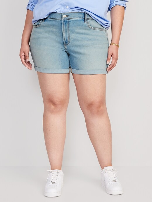 Image number 7 showing, Mid-Rise Wow Jean Shorts -- 5-inch inseam
