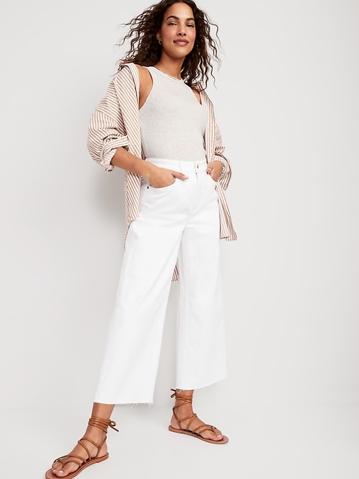 Image number 3 showing, Extra High-Waisted Cropped White Wide-Leg Cut-Off Jeans