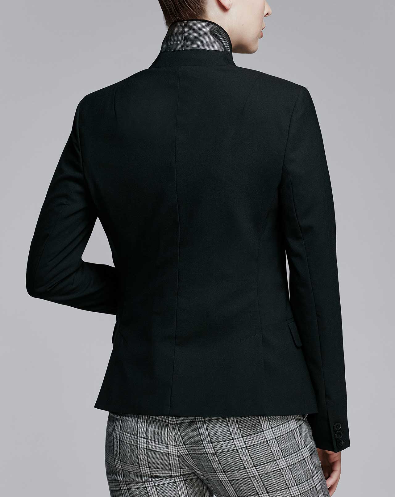 classic blazer thumbnail fit side