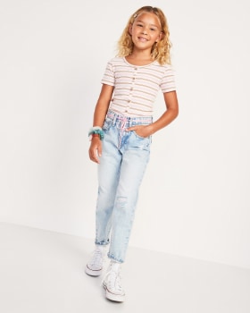 A young model wearing striped top and straight jeans.