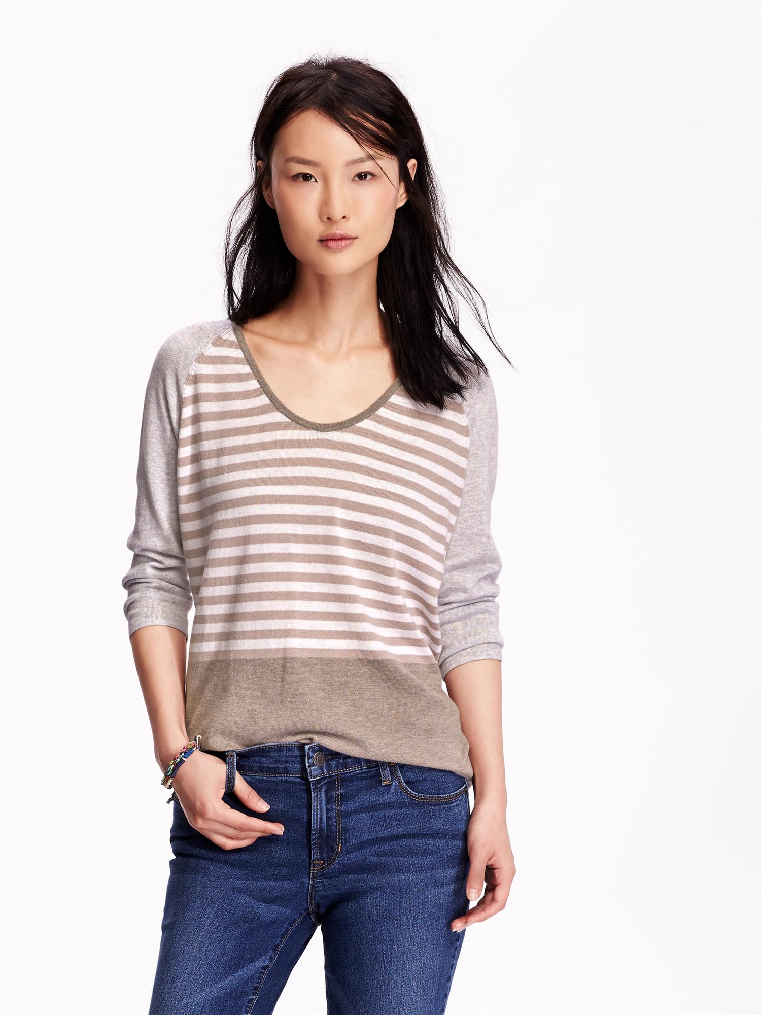 Old navy hotsell color block sweater