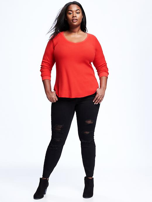 Image number 3 showing, Semi-Fitted Plus-Size Thermal Tee