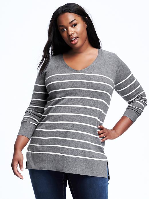 View large product image 1 of 1. Relaxed Plus-Size V-Neck Tunic