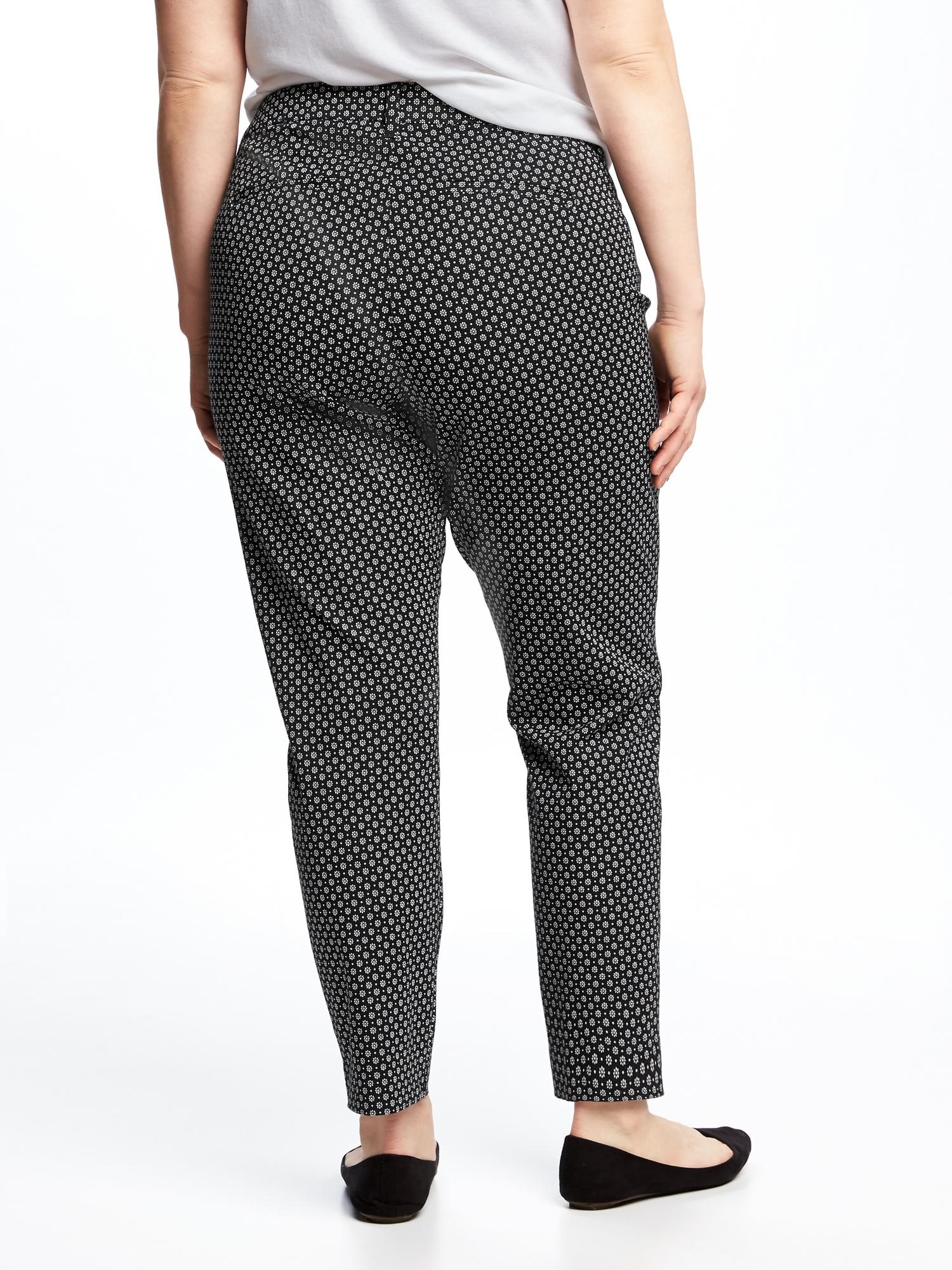 Mid-Rise Smooth & Slim Plus-Size Pixie Pants | Old Navy