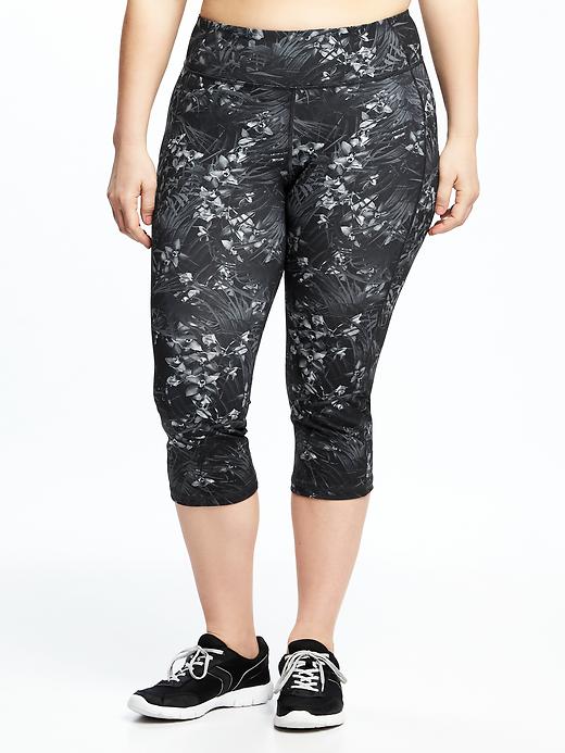 Mid Rise Plus Size Compression Capris Old Navy