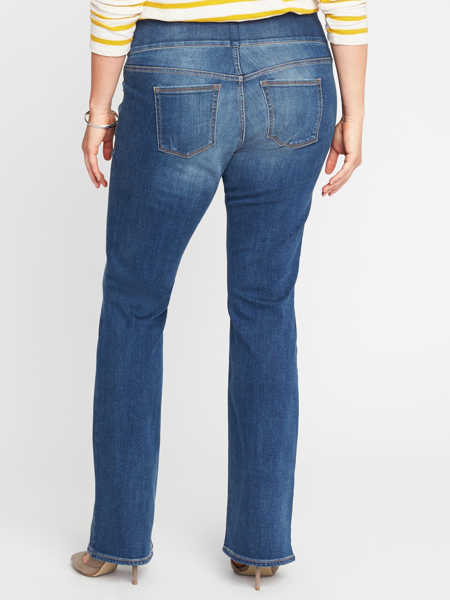 Smooth & Comfort Mid-Rise Plus-Size Rockstar Boot-Cut Jeans | Old Navy
