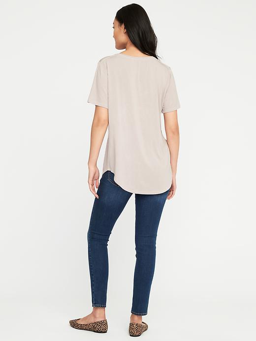 Image number 2 showing, Luxe Curved-Hem Tee for Women