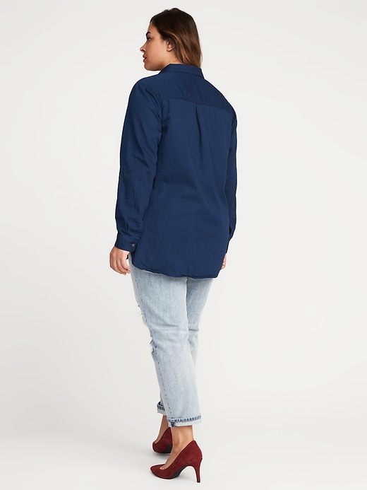 Image number 2 showing, Classic Chambray Plus-Size Hi-Lo Shirt