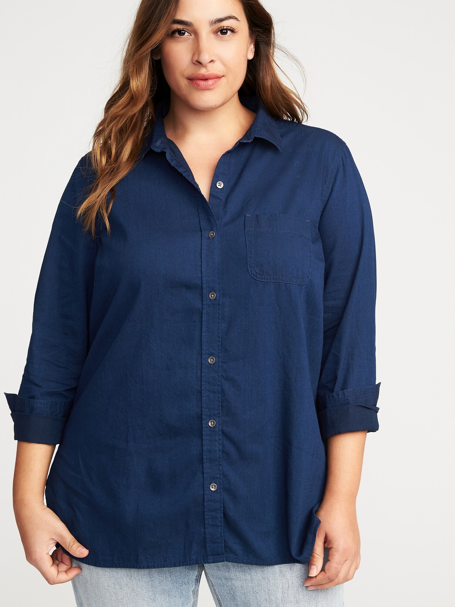 Classic Chambray Plus-Size Hi-Lo Shirt | Old Navy