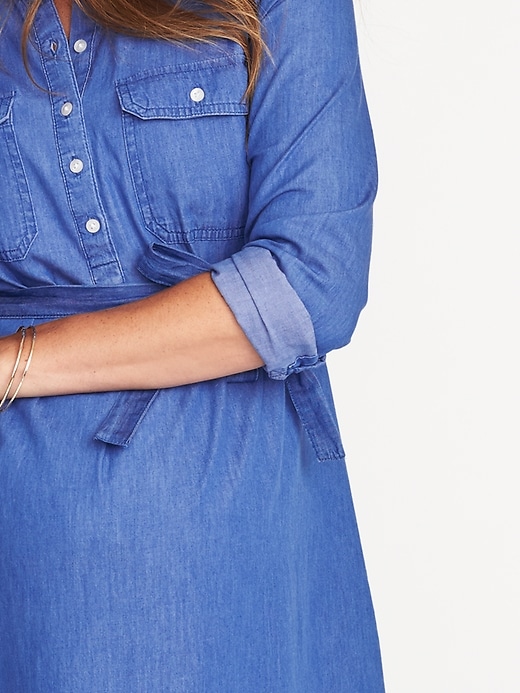 Image number 4 showing, Maternity Pullover Chambray Shirt Dress
