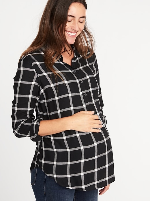 Image number 4 showing, Maternity Classic Plaid Popover Shirt