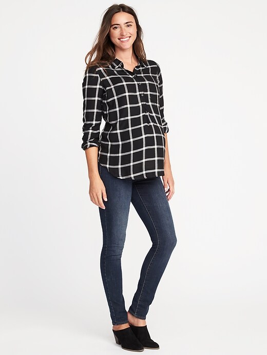 Image number 3 showing, Maternity Classic Plaid Popover Shirt