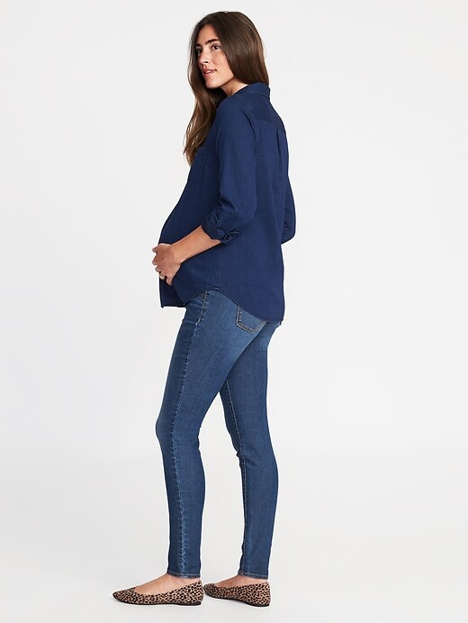 Image number 2 showing, Maternity Classic Chambray Popover Shirt