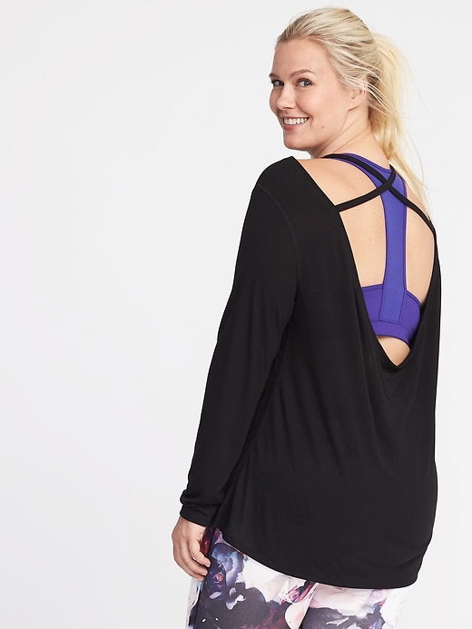 View large product image 1 of 1. Go-Dry Crossback Plus-Size Top