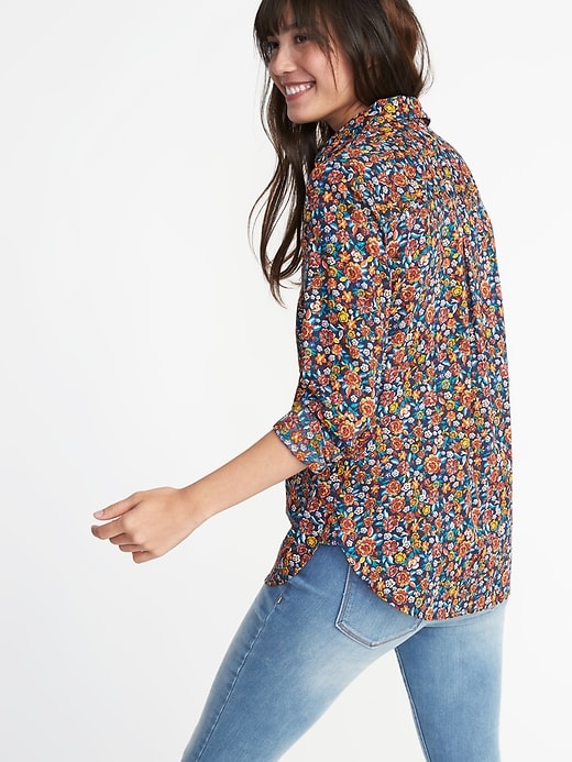 Image number 2 showing, Relaxed Classic Floral-Print Shirt for Women