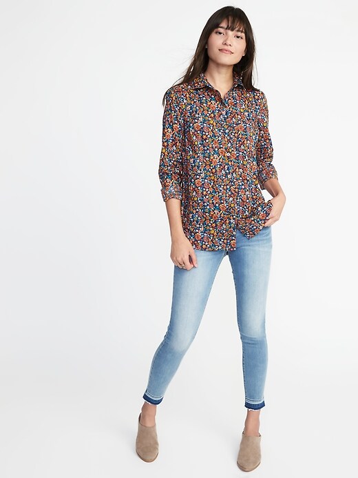 Image number 3 showing, Relaxed Classic Floral-Print Shirt for Women