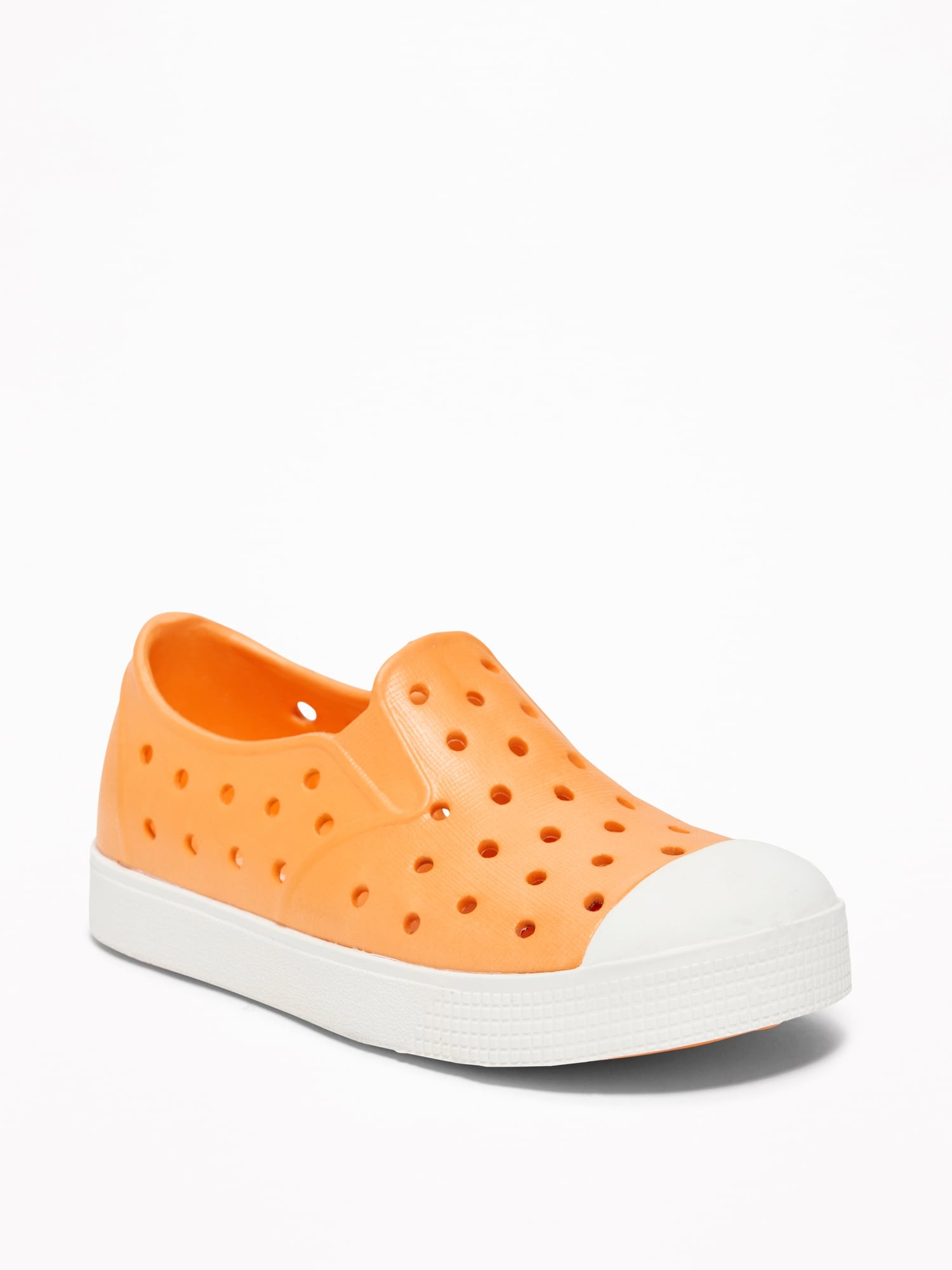 Old navy best sale perforated slip ons