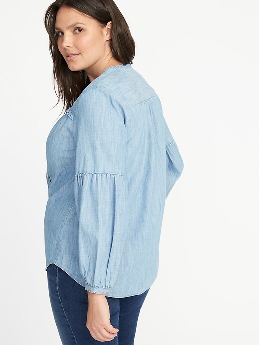 Image number 2 showing, Plus-Size Chambray Shirt