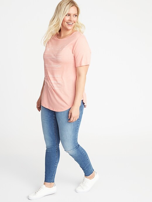 Image number 3 showing, Luxe Plus-Size Graphic Curved-Hem Tee