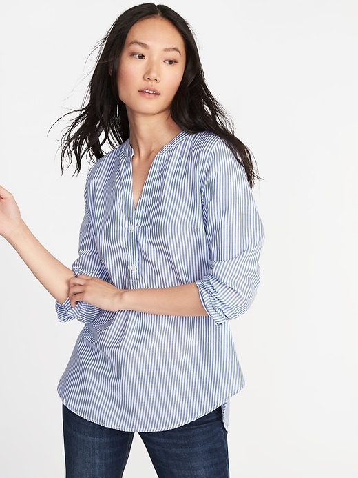 Image number 1 showing, Relaxed Lightweight Popover Top for Women