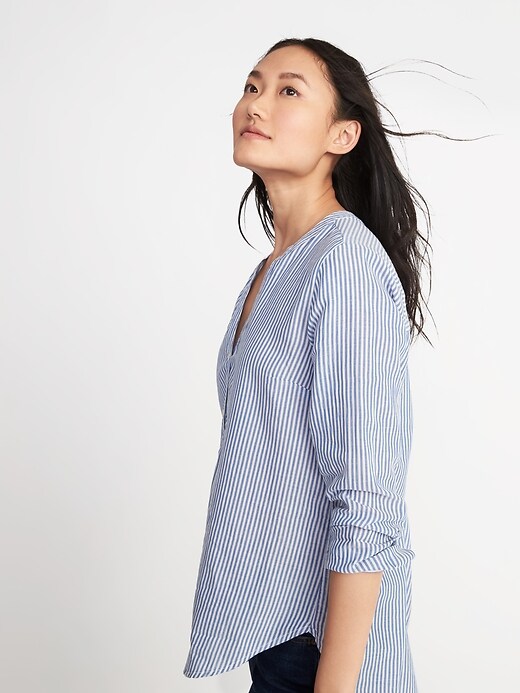 Image number 4 showing, Relaxed Lightweight Popover Top for Women