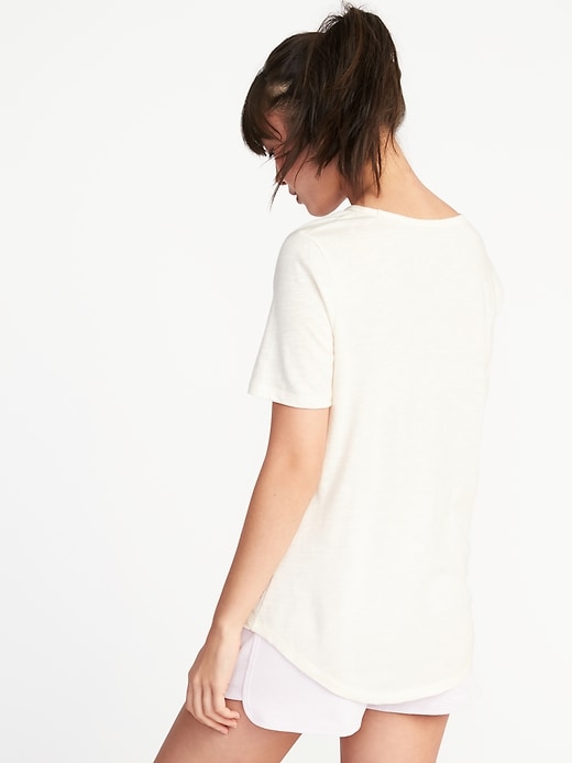 Image number 2 showing, Relaxed Curved-Hem Graphic Tee for Women