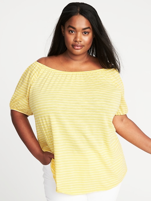 View large product image 1 of 1. Relaxed Plus-Size Bubble-Sleeve Top