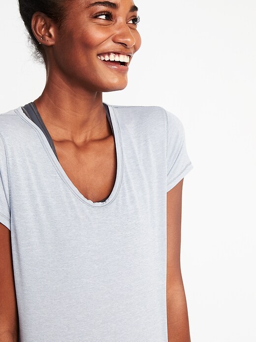 Image number 4 showing, Semi-Fitted Performance Tee for Women