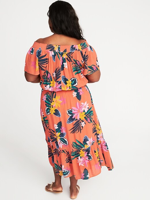 Image number 2 showing, Waist-Defined Plus-Size Midi Dress