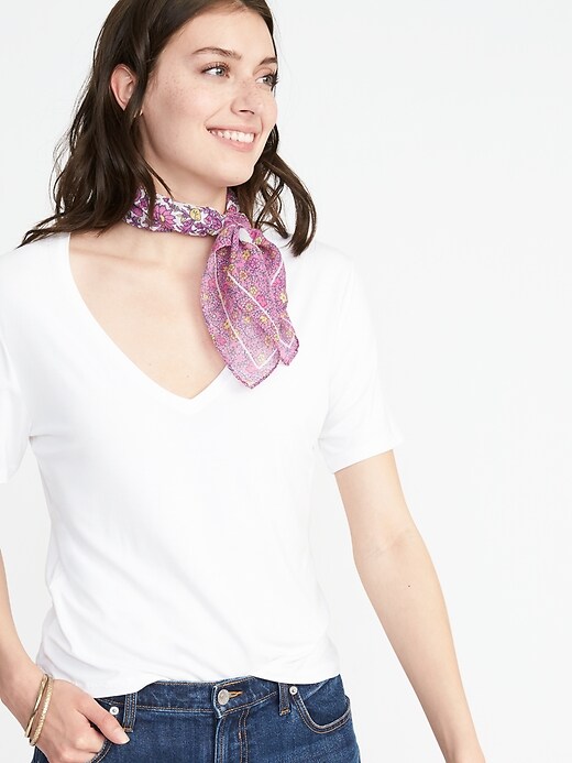 View large product image 1 of 2. Lightweight Printed Neckerchief for Women