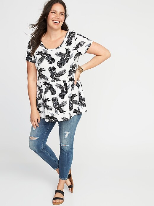 Image number 3 showing, Relaxed Plus-Size Peplum-Hem Top