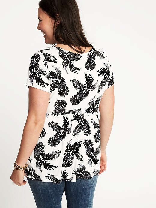 Image number 2 showing, Relaxed Plus-Size Peplum-Hem Top