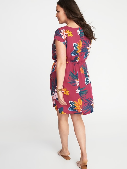 Image number 2 showing, Waist-Defined Plus-Size Dress